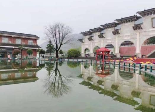 西安霸陵新區(qū)風(fēng)水寶地（多圖）