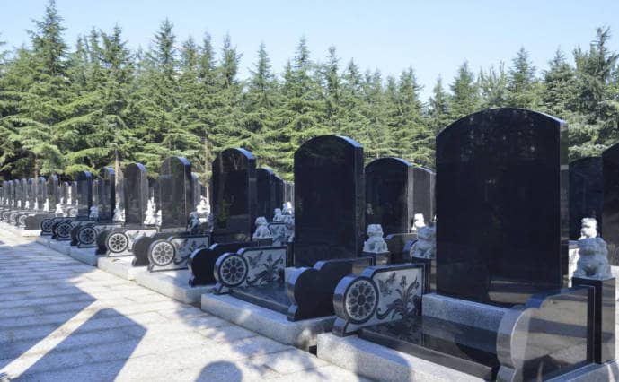 西安市三兆骨灰公墓公交車直達(dá)墓園