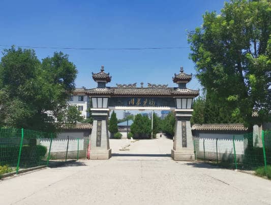 西安鎬京骨灰公墓提供哪些安葬方式？家屬可以享受哪些服務(wù)？