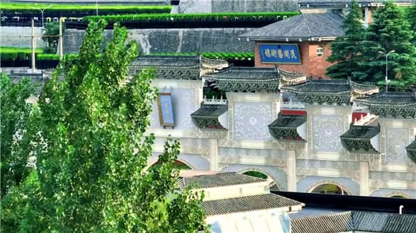 西安霸陵墓園是否提供個性化的墓地定制服務(wù)？