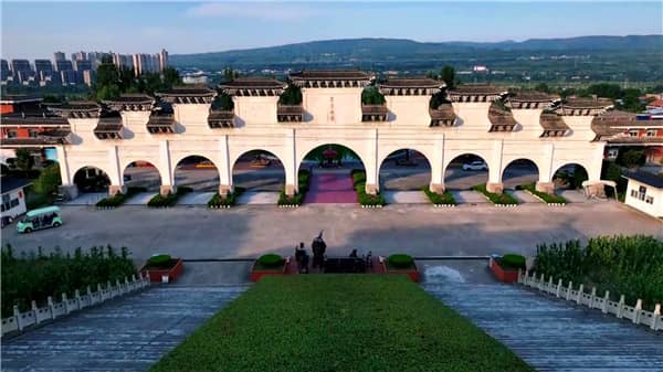 西安霸陵墓園地形地貌與園區(qū)布局詳解