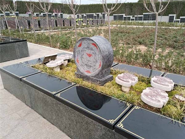 如何避免在購(gòu)買(mǎi)西安公墓時(shí)陷入只注重面子和排場(chǎng)的誤區(qū)？